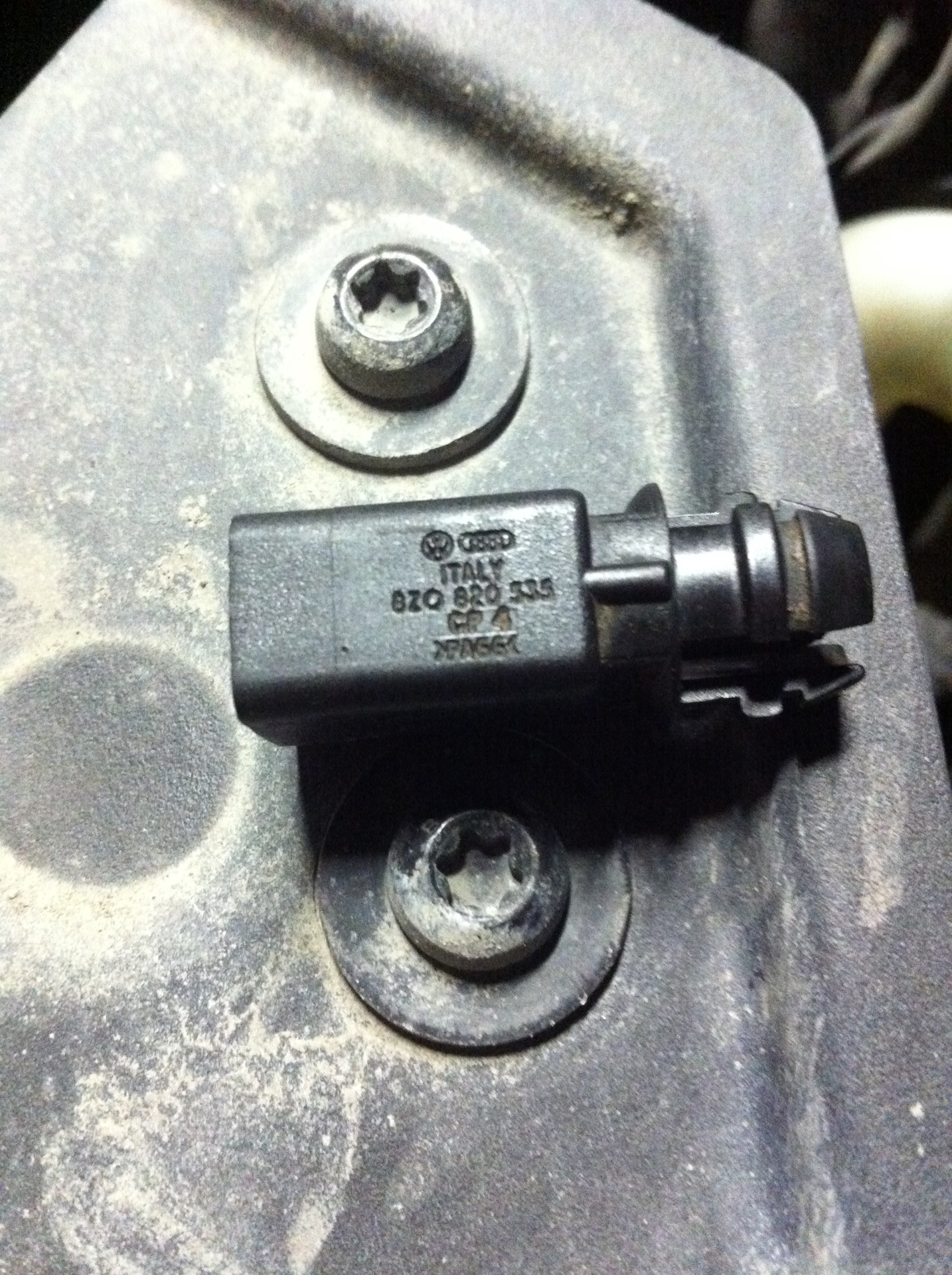 не выключаются вентиляторы! — Volkswagen Golf Mk5, 1,4 л, 2007 года ...