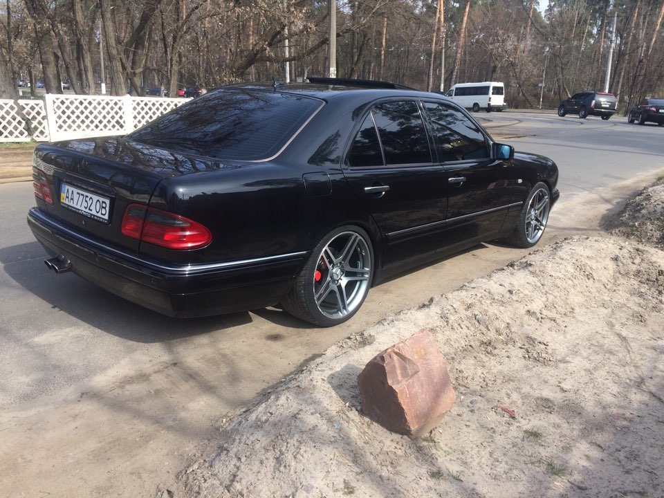 W210 Black Wheels