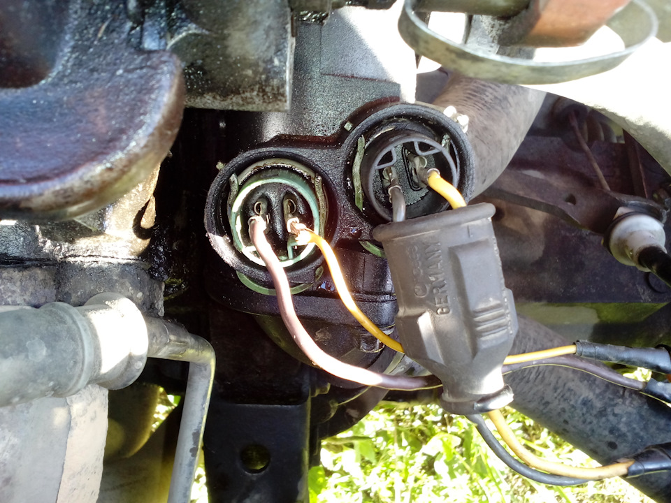 Вентилятор радиатора не крутит! — Volkswagen Golf Mk2, 1,3 л, 1988 года ...