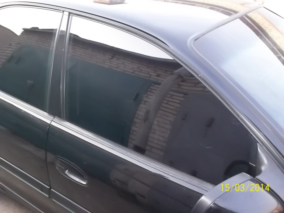 Езда без бокового стекла — Opel Omega B, 2 л., 1999 года | ДТП | DRIVE2