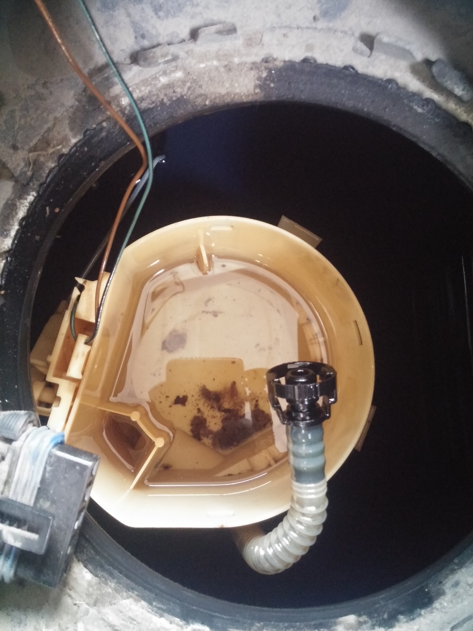 Решил почистить топливный насос на своей машине opel. — Opel Combo C, 1 ...