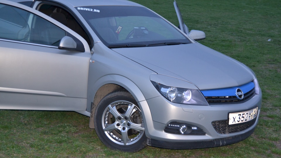 Silver Lightning Opel Astra h