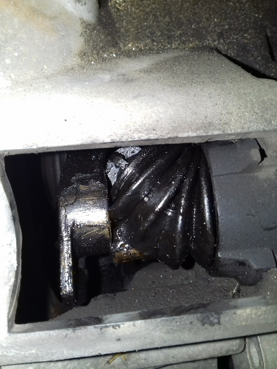 Рабочий цилиндр сцепления — Peugeot 406 Break, 2 л, 2001 года | своими ...