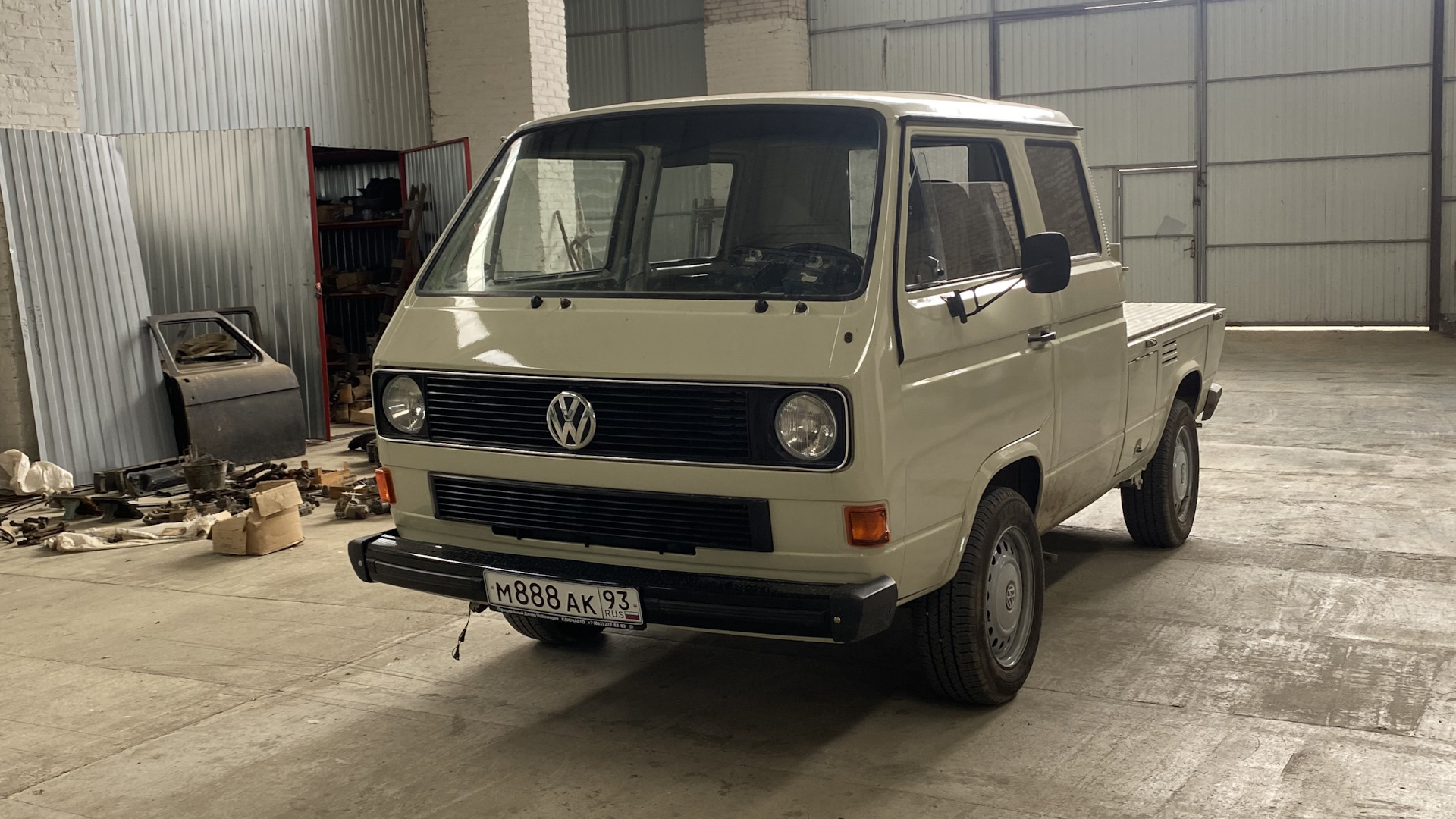 Volkswagen Transporter T3 2.1 бензиновый 1985 | Автодом «лебедь» на DRIVE2