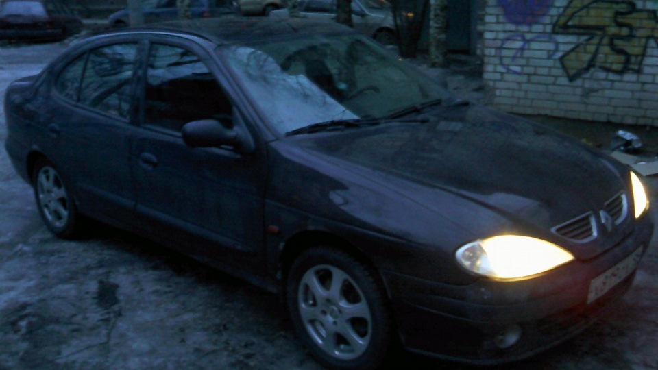 Чем смазать трапецию дворников? — Renault Megane I, 1,6 л, 2003 года ...