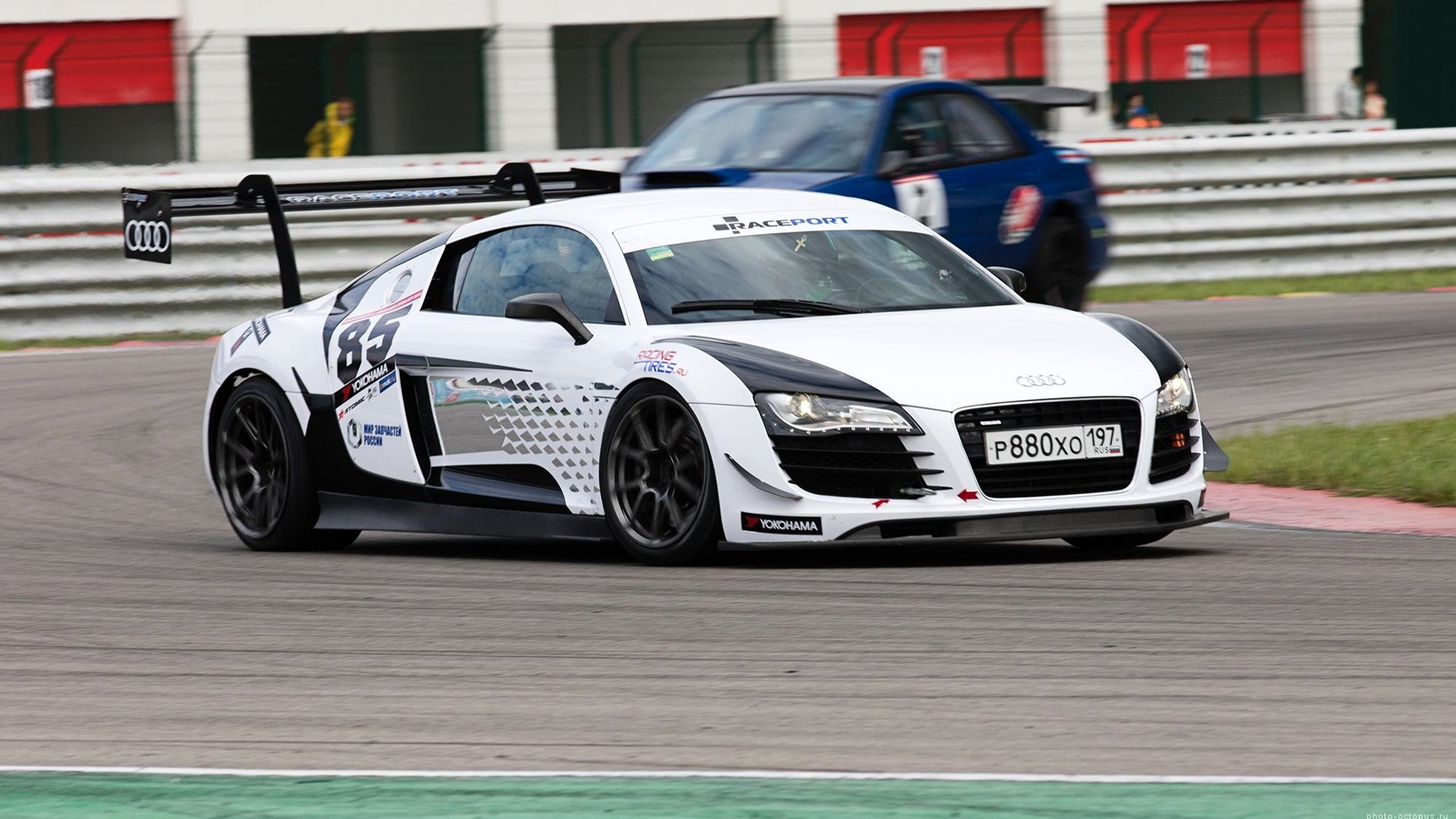 Audi r8 LMS gt2