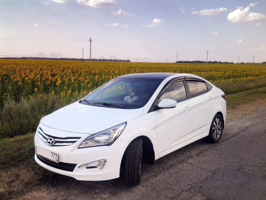 Hyundai solaris белый