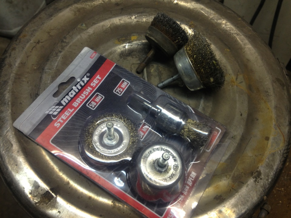 Установка новой АКБ. — Toyota Celica (200), 2 л, 1995 года | другое ...