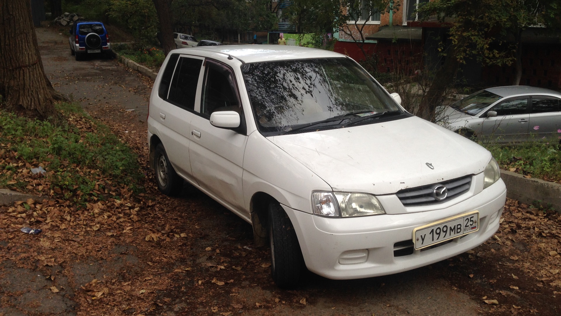 Mazda Demio (1G) 1.3 бензиновый 2001 | на DRIVE2