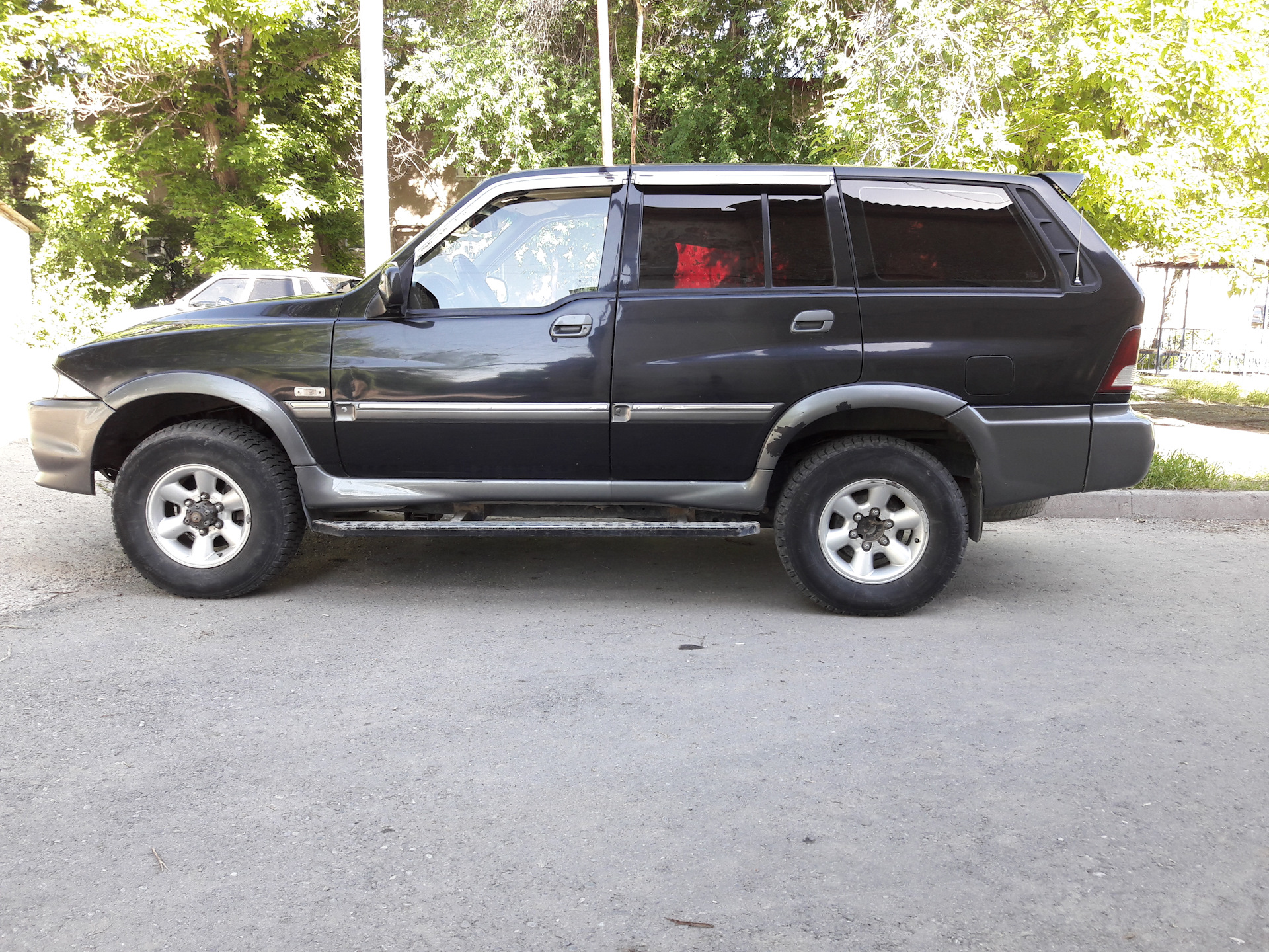 Ssangyong musso 2. 3. Ssangyong musso 2. 9 дизель. Санг енг муссо 2.