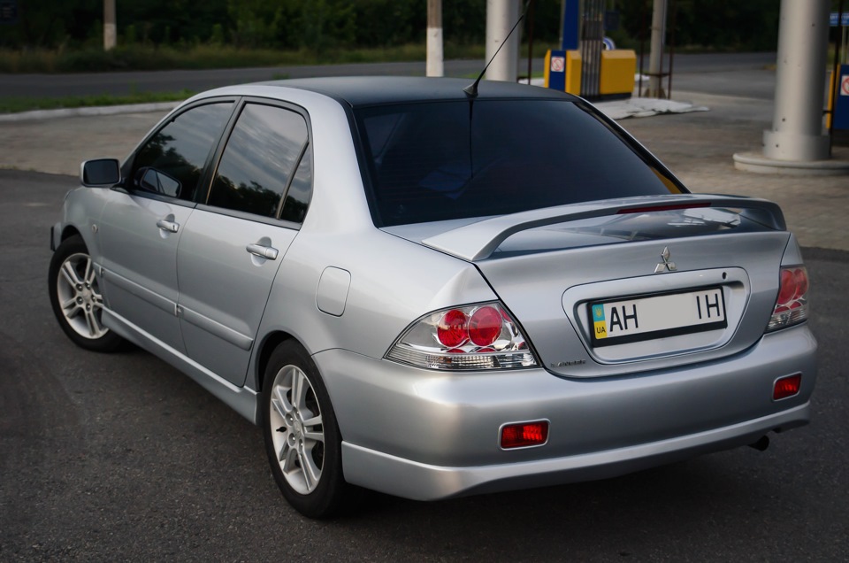 Mitsubishi Lancer IX 2 0 Sport