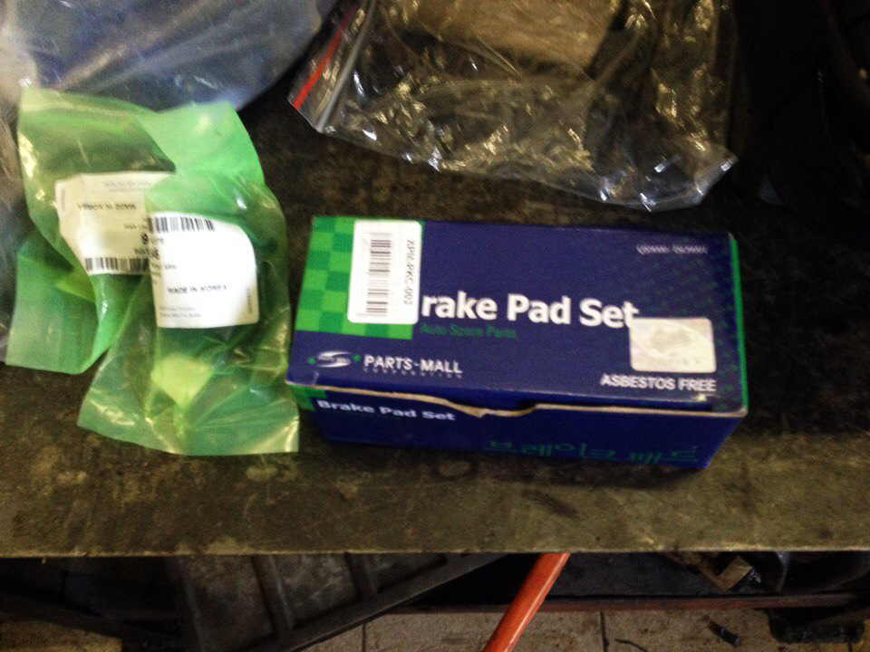 Замена сайлентблоков передних рычагов и тормозных колодок на Chevrolet ...