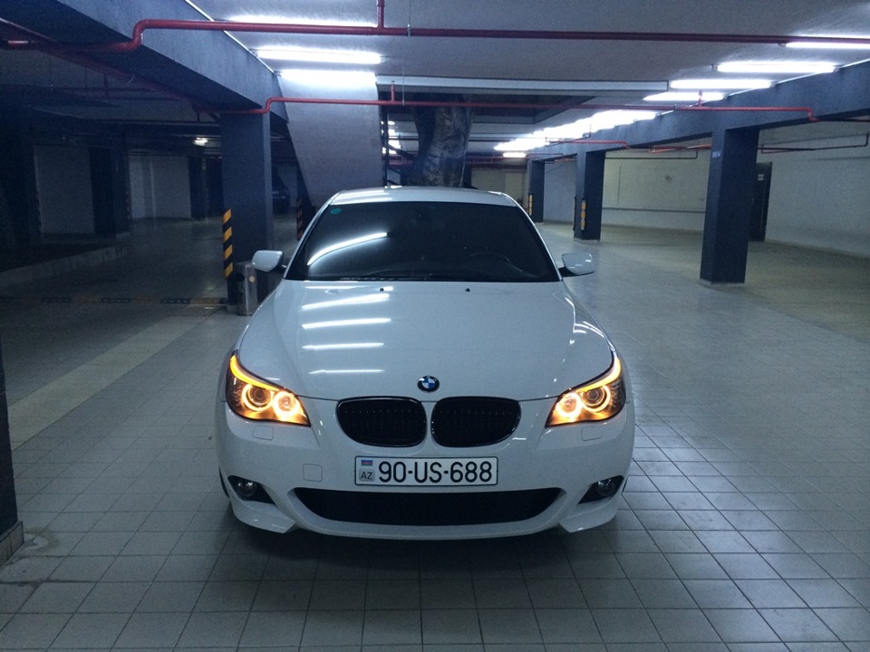 Перед м5. БМВ 5 е60. BMW 5 e60 белая. БМВ 5 е60 белая. БМВ е60 белая.