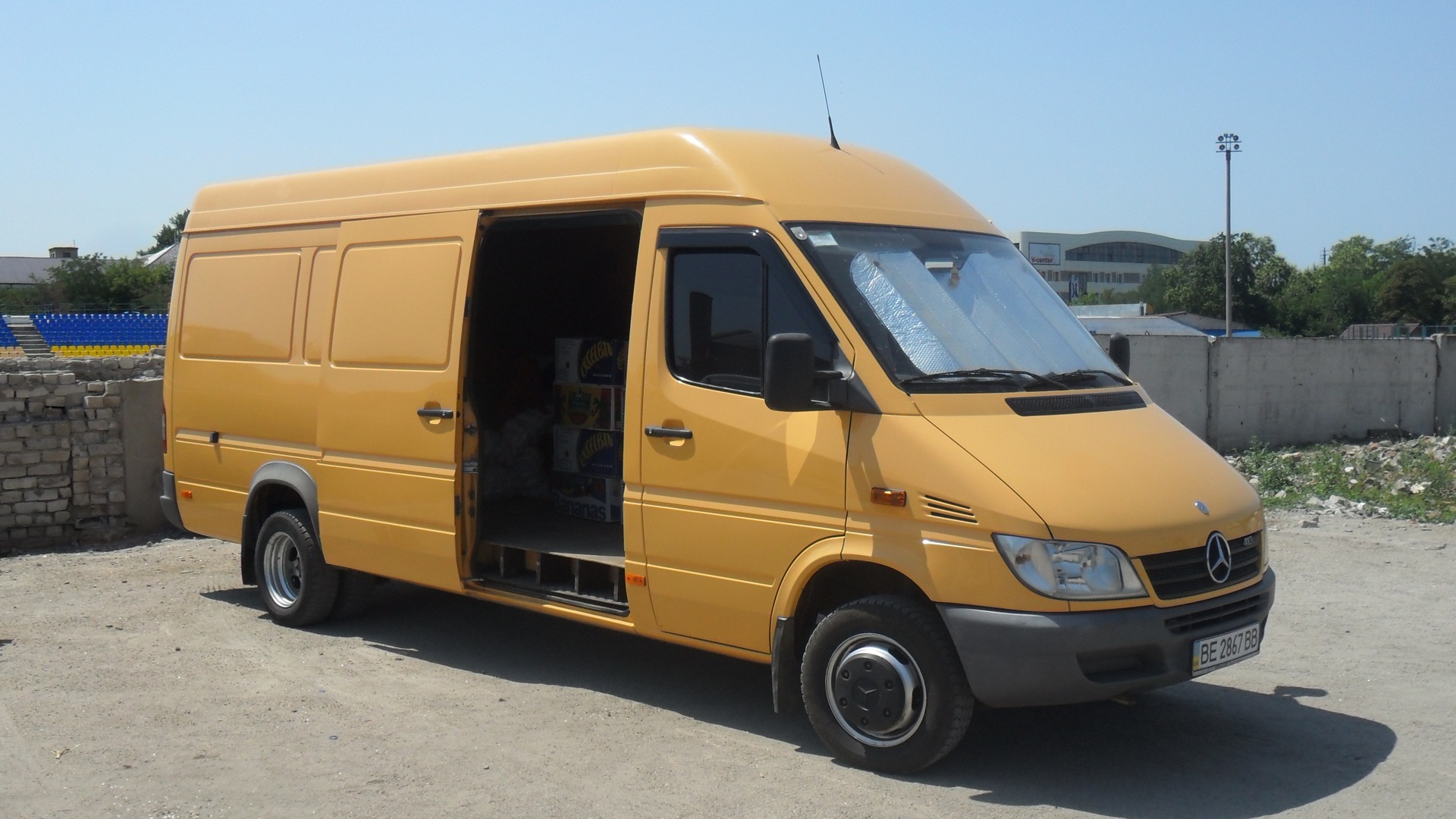 Mercedes-Benz Sprinter (1G) 2.2 дизельный 2004 | 413 CDI Работяга на DRIVE2