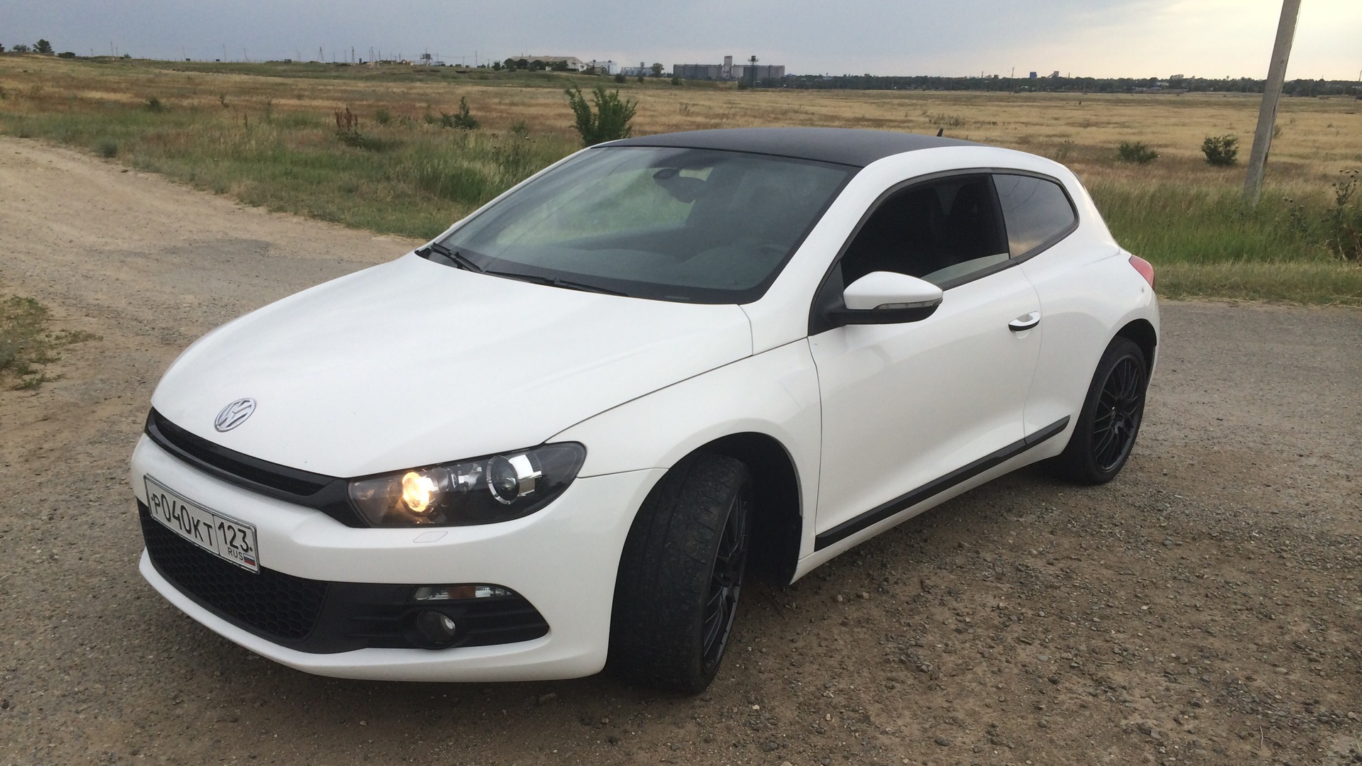 Volkswagen Scirocco (3G) 2.0 бензиновый 2009 | 