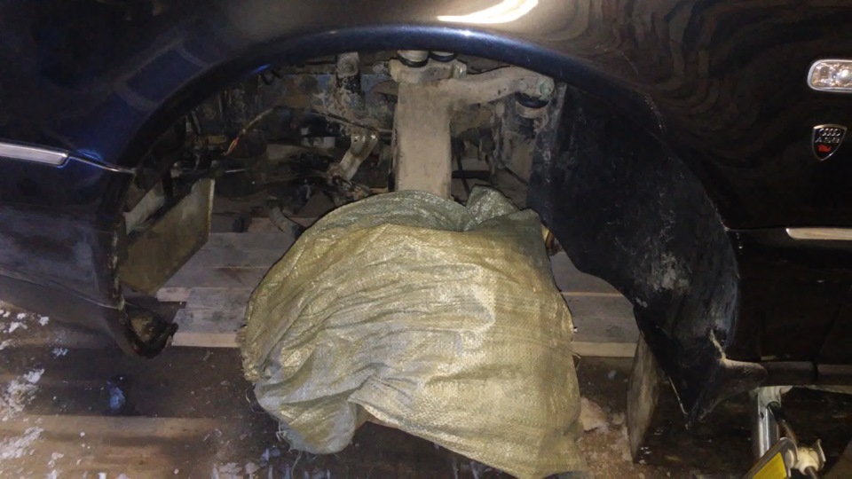 Фото в бортжурнале Audi A8 (D2)