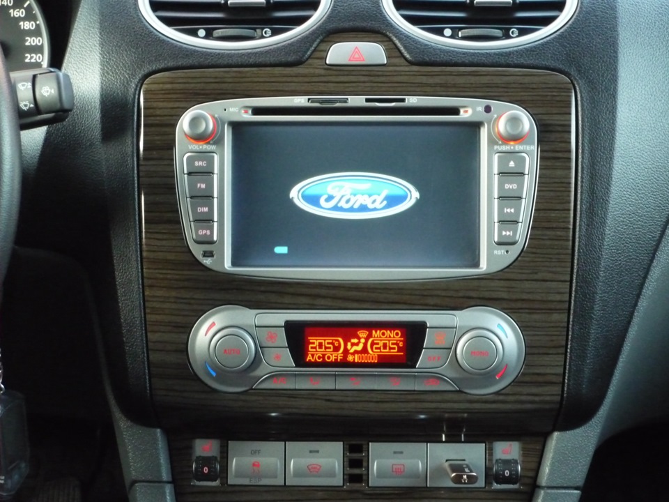 Магнитофон форд фокус. Штатная автомагнитола Форд фокус 2. Штатная мультимедиа Форд фокус 2. Штатная магнитола Форд фокус 2 с экраном.