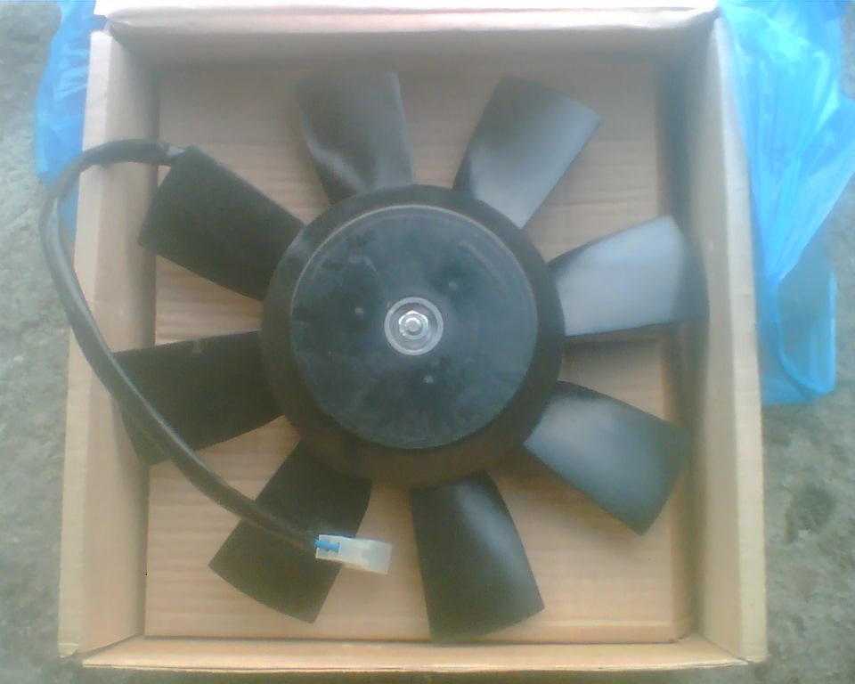 Установка электровентилятора и замена ОЖ — Lada 2106, 1,6 л, 1981 года ...