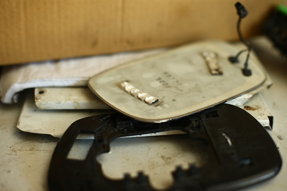 Снимаем зеркало с панели — Toyota Allion (T240)