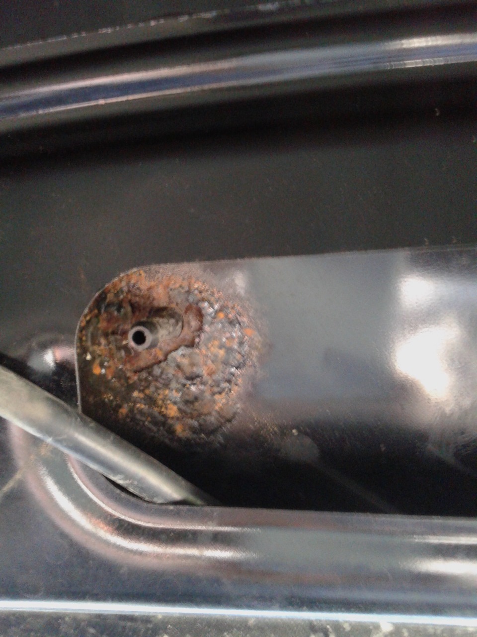 Веерные форсунки омывателя лобового стекла — Lada Приора седан, 1,6 л ...