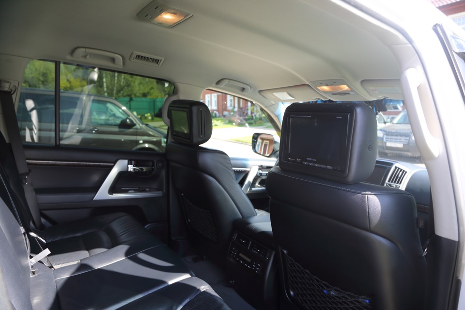 Land cruiser мониторы