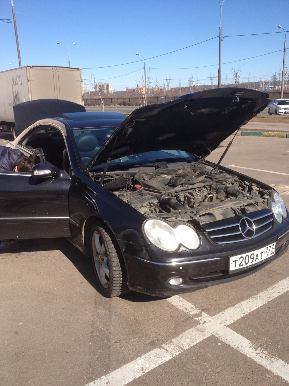 Воздушный фильтр — Mercedes-Benz CLK (W209), 2,6 л, 2004 года ...