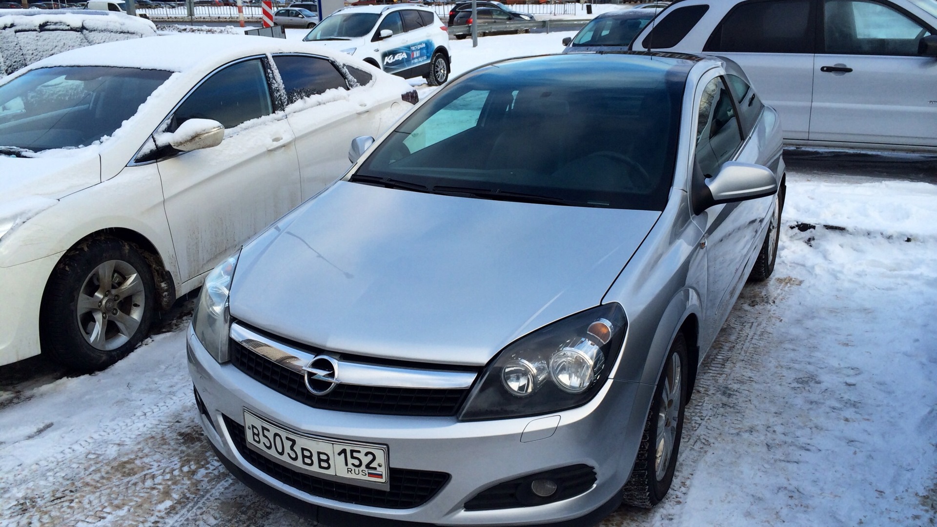 opel astra h с панорамной крышей