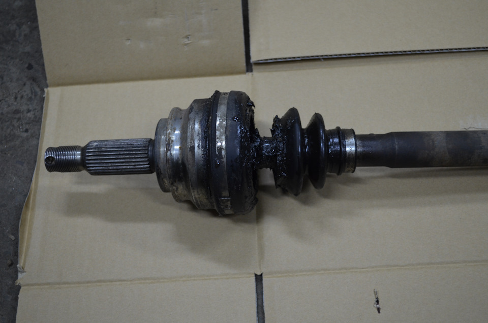 Шрус с приводом форд фокус. Шрус форд скорпио 2. Внутренний шрус форд скорпио 2л. Внутренний шрус форд скорпио. Привод правый шрус ford focus 2.