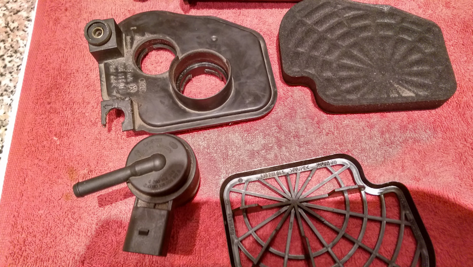 Чистка абсорбера или уголь в дуршлаге:-) — Volkswagen Golf Mk4, 1,6 л ...