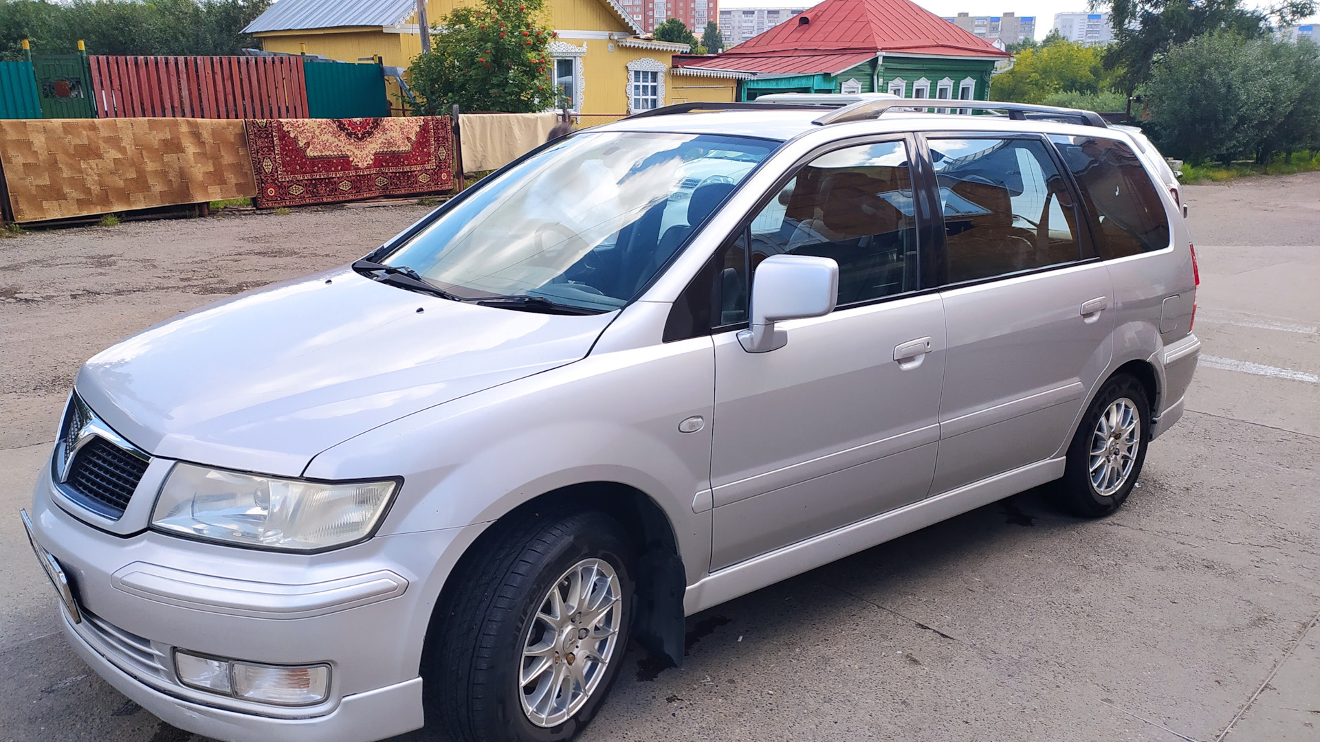 Mitsubishi Space Wagon (3G) 2.4 бензиновый 2003 | 2.4 GDI на DRIVE2