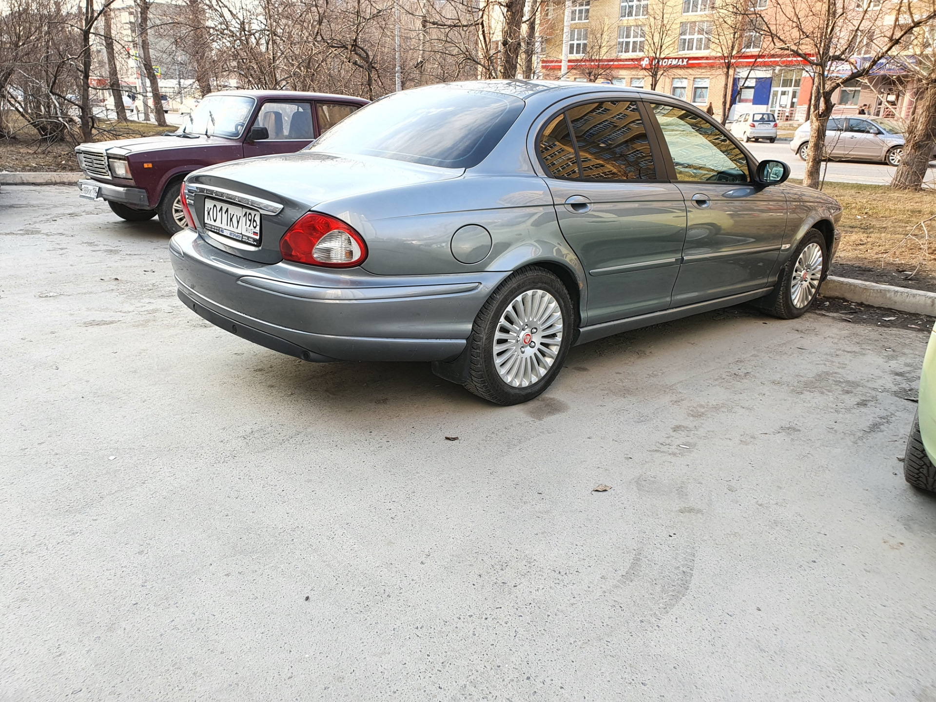 X type 2.1. Глушитель Jaguar x Type 2.0d.