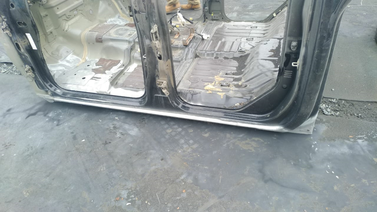 Устранение коррозии по кабине — Nissan Navara (2G), 3,2 л, 2006 года ...