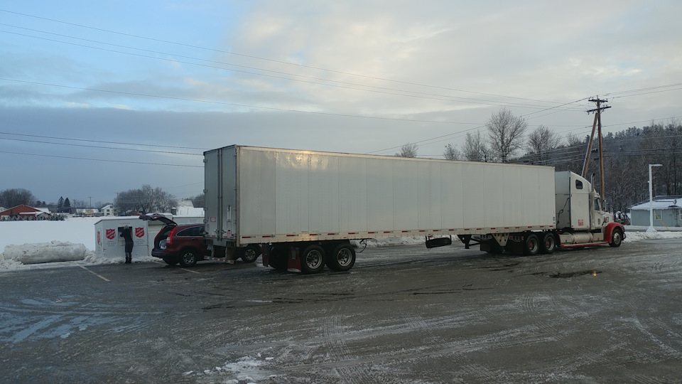 Фото в бортжурнале Freightliner Coronado