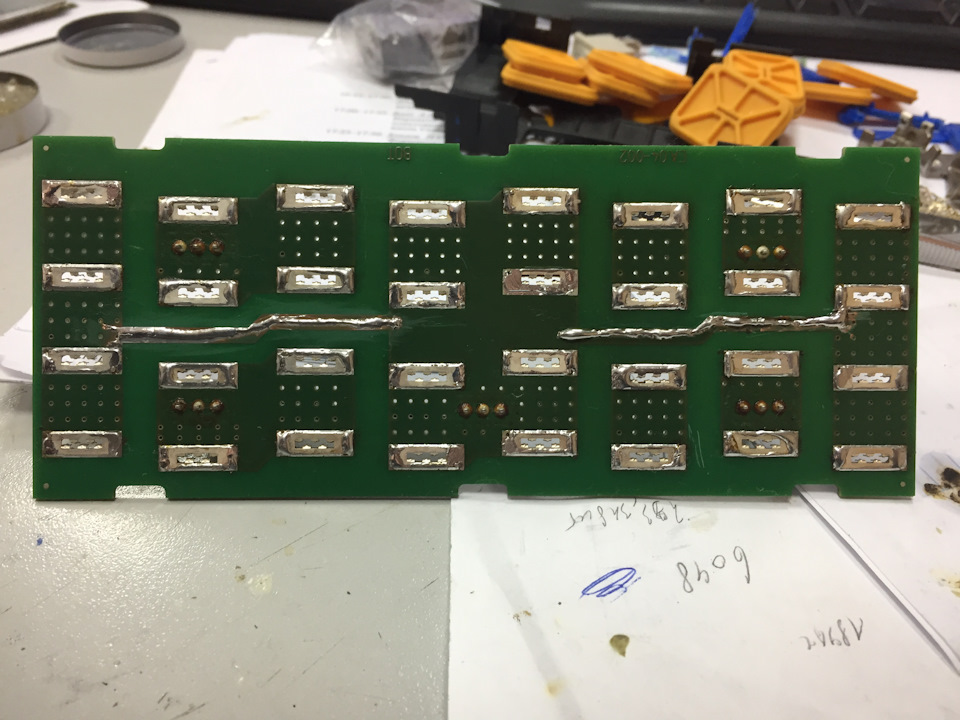 Фото в бортжурнале Nissan Leaf (1G)