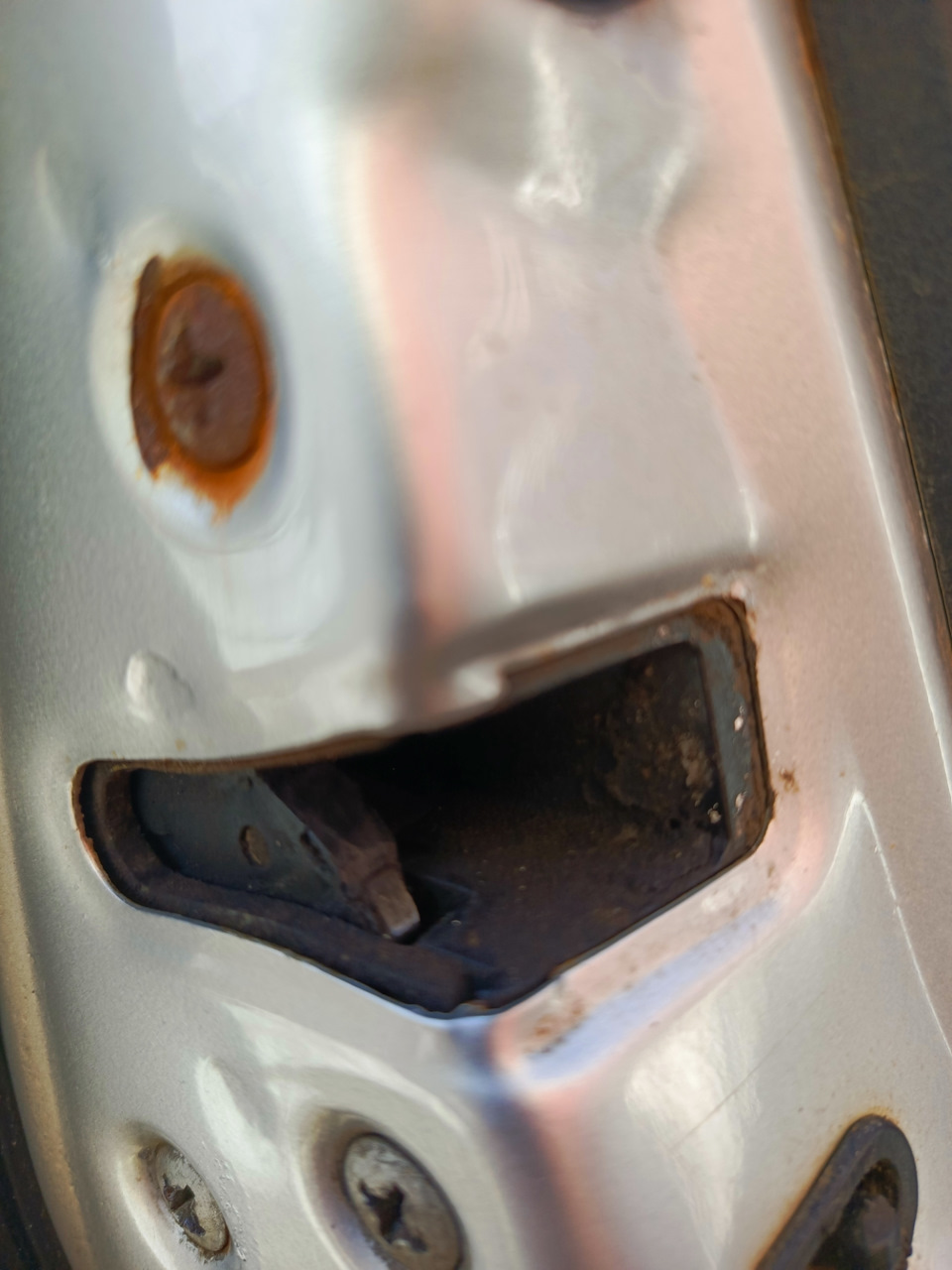 Замок двери. — Lifan 620, 1,6 л, 2011 года | поломка | DRIVE2