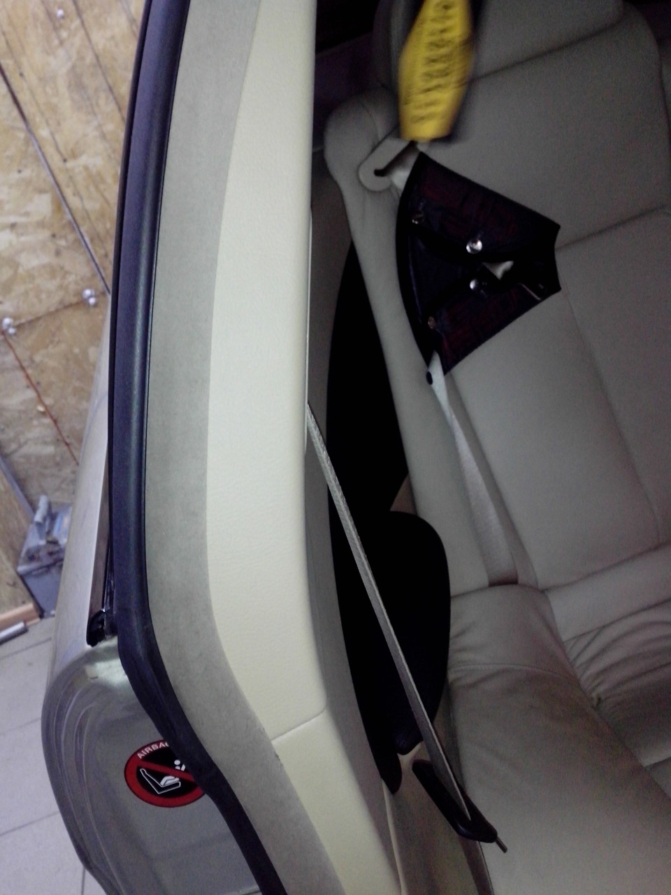 Затянули стойки в эко кожу — BMW 6 series (E63), 3 л, 2006 года ...
