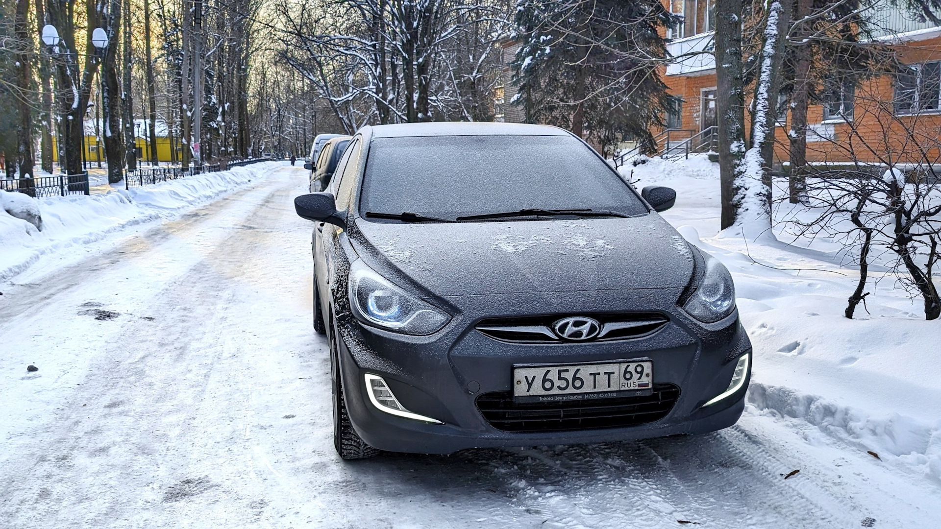 Hyundai Solaris 1.4 бензиновый 2011 | Солик на DRIVE2