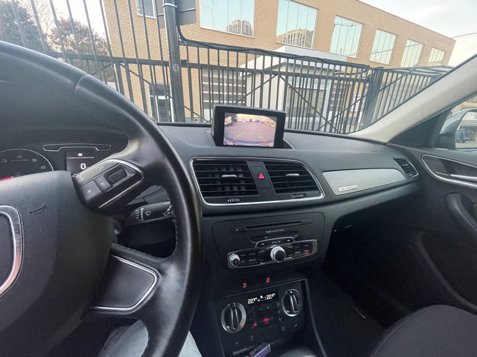 Камера заднего вида — Audi Q3 (1G), 2 л, 2013 года | аксессуары | DRIVE2