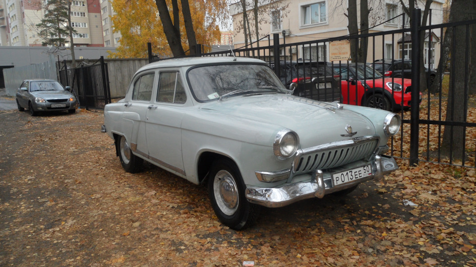 1 — GAZ 21