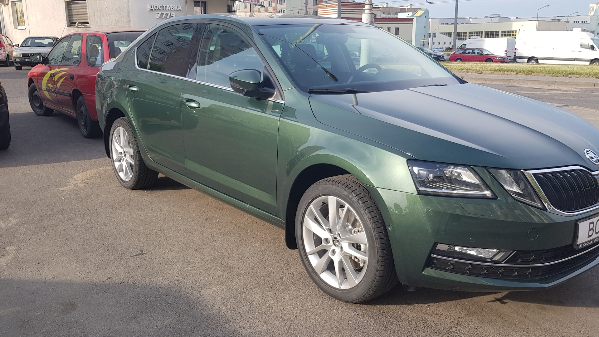 Skoda Octavia a8 Green