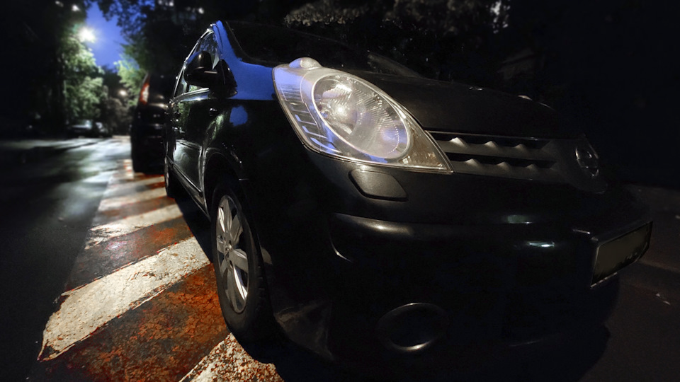 Nissan Note Pro Rocket Black Edition