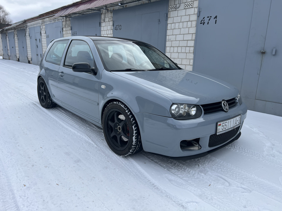 Гольф 4 2002г. Golf 4 2003. Тойота гланза. Гольф 4 в сером цвете. Golf 2003.