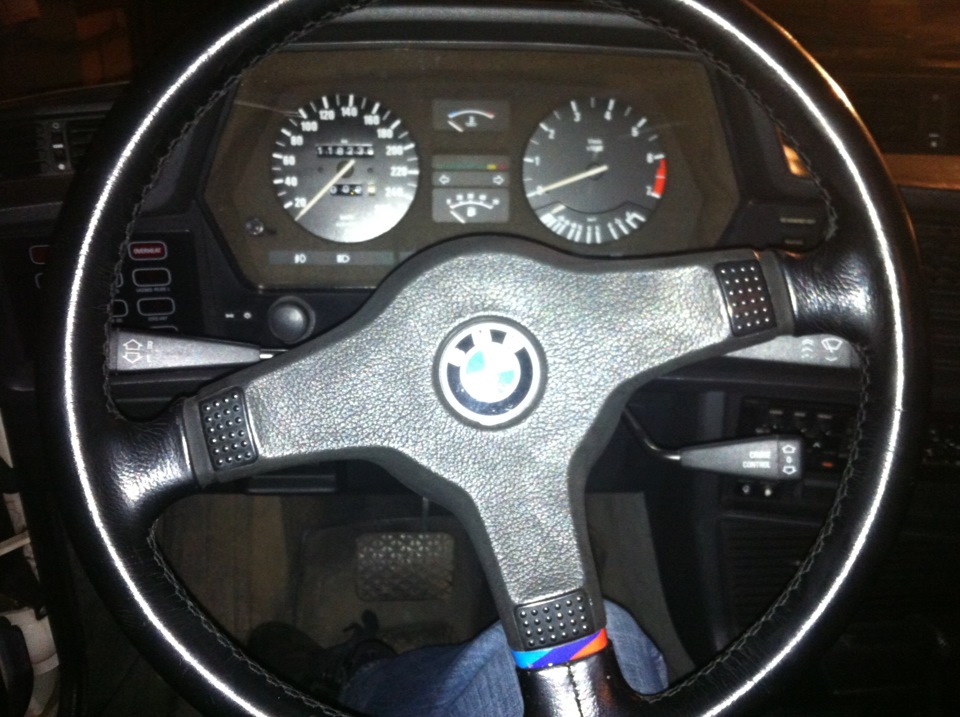 Куплю рули от старых БМВ — DRIVE2