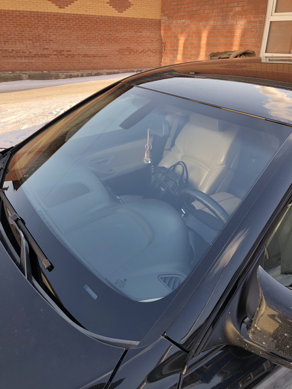 Замена лобового стекла — BMW 5 series (F10), 2 л, 2012 года ...