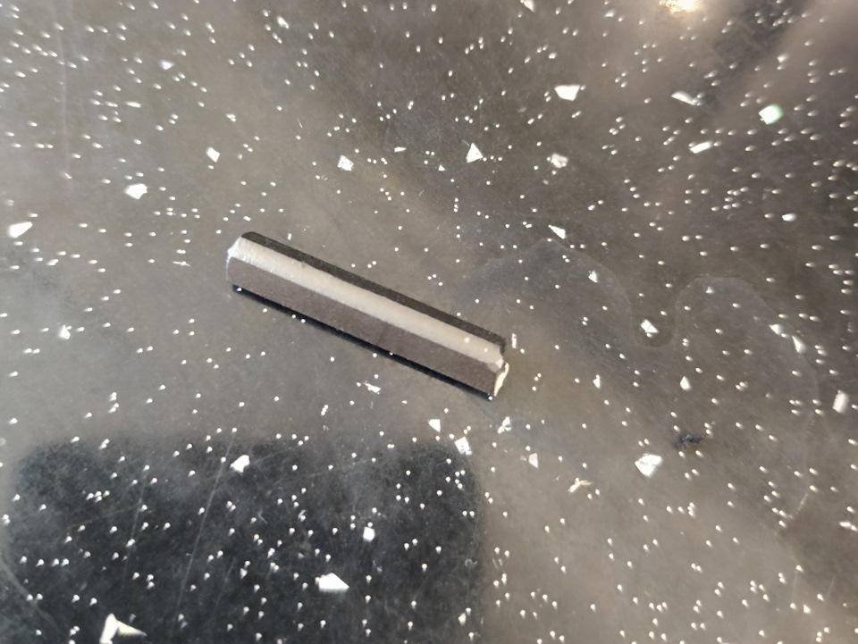 Ос — хвостовик бура по бетону на 6мм, от обычной дрели — имеет диаметр 5мм. — Lada Vesta SW Cross (1G)