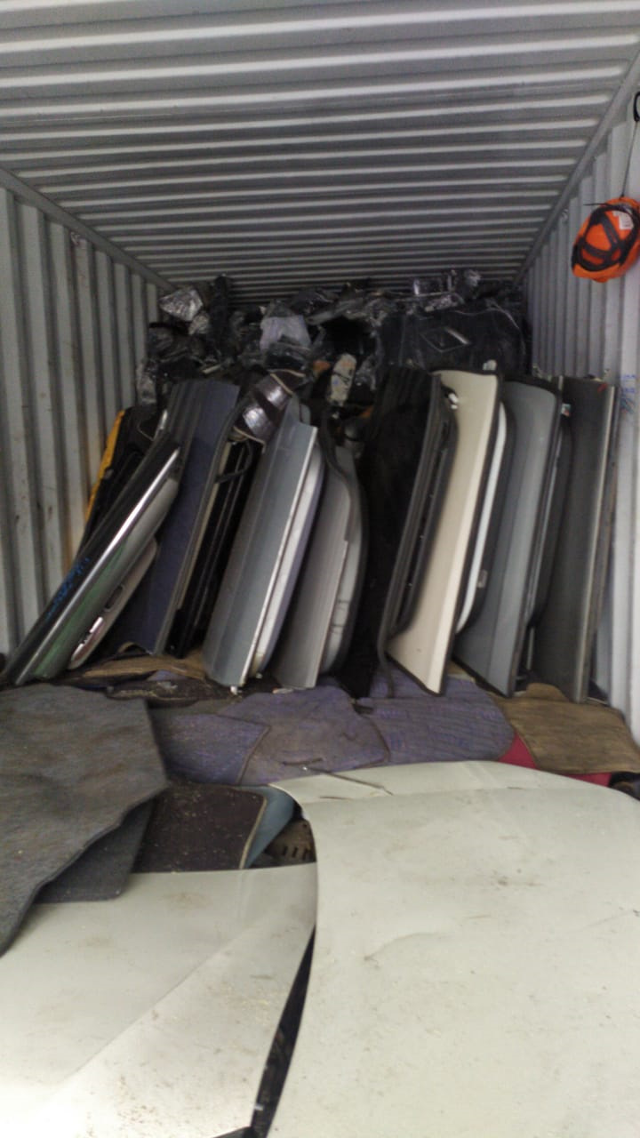 Накладки на фары — УАЗ Patriot, 2,7 л, 2014 года | аксессуары | DRIVE2