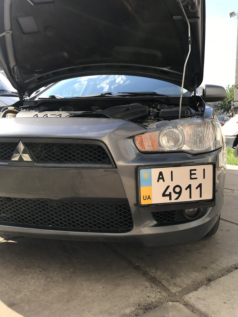 Установка USA номера — Mitsubishi Lancer X, 2 л, 2009 года | стайлинг |  DRIVE2