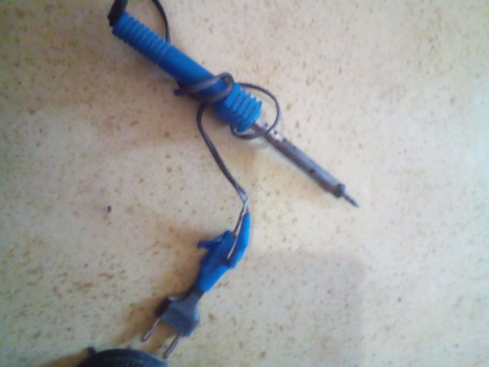 Спаял бампер передний — LADA 2114, 1,6 л., 2012 года | кузовной ремонт ...