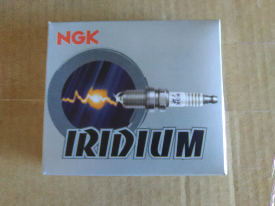 Установка свечей NGK IRIDIUM SILZKR7B-11. — Peugeot 308 (1G), 1,6 л ...