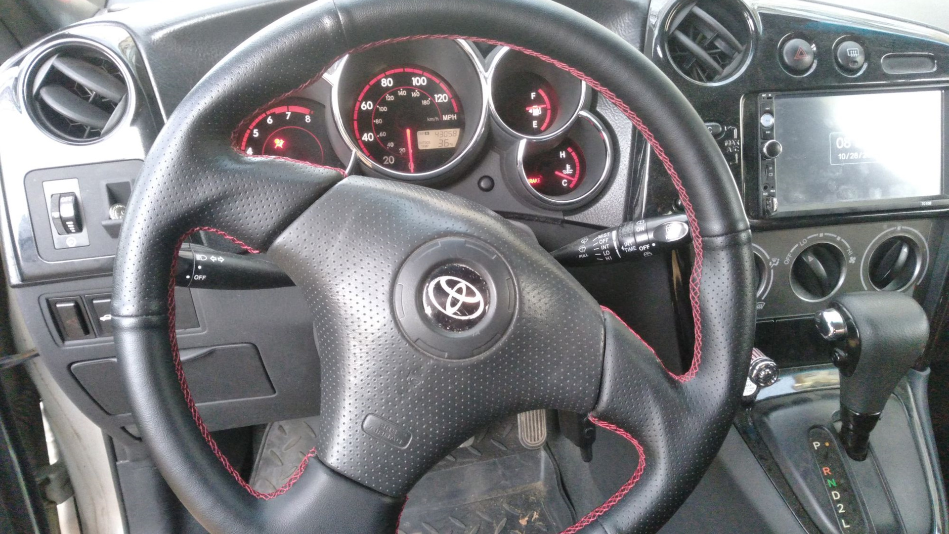 Toyota Matrix (1G) 1.8 бензиновый 2004 | 